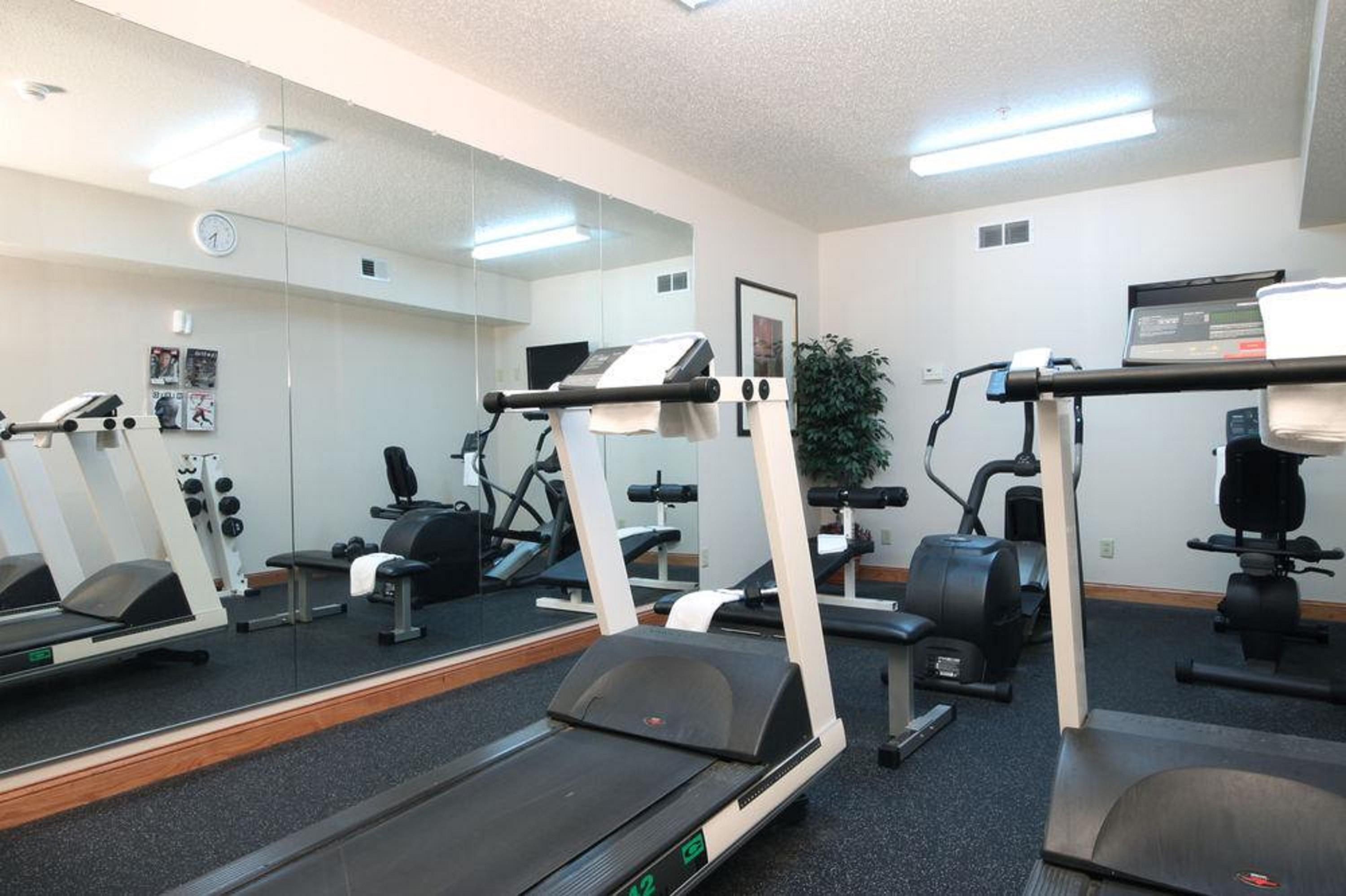 Country Inn & Suites By Radisson, Columbus Airport, Oh Bagian luar foto