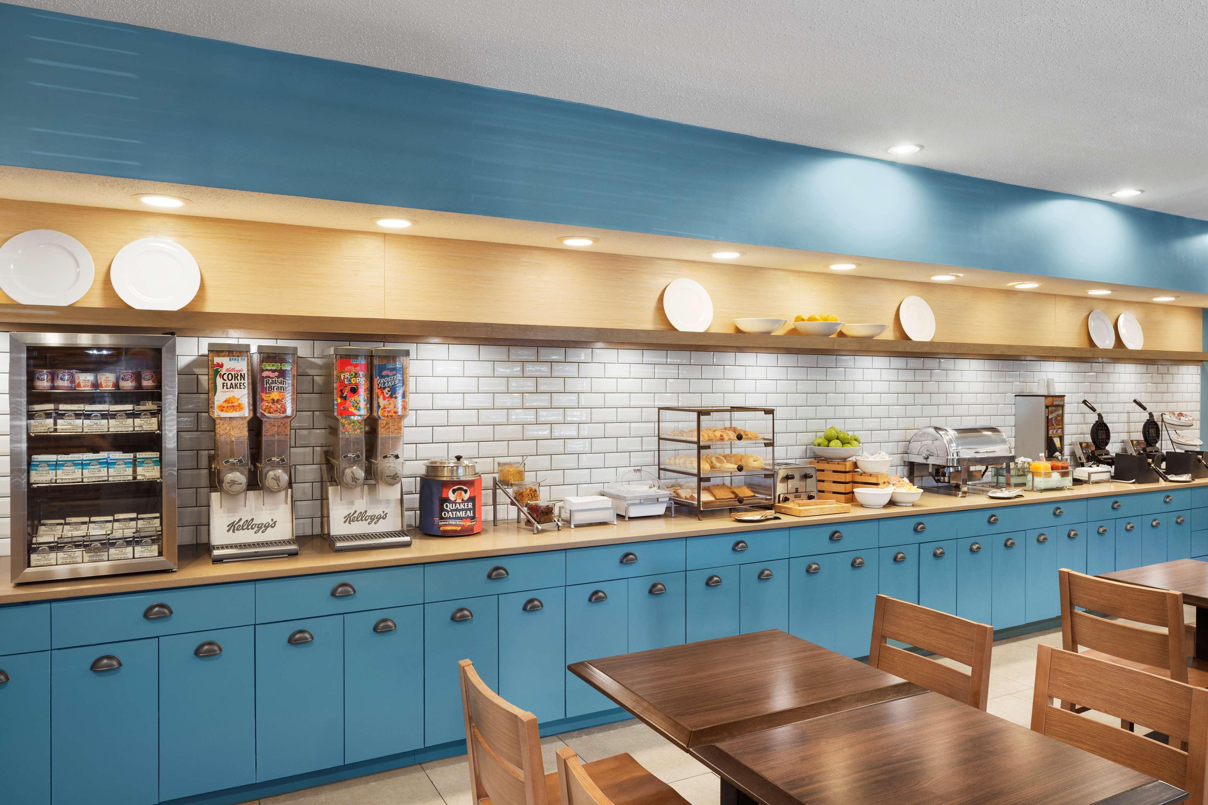 Country Inn & Suites By Radisson, Columbus Airport, Oh Bagian luar foto